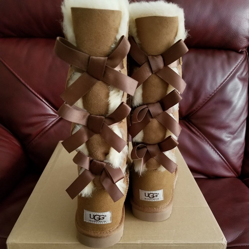 NEW UGG Women's Bailey Bow Tall Boots - Picture 5 of 7